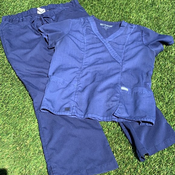 Grey's Anatomy Navy Medium Scrub Set